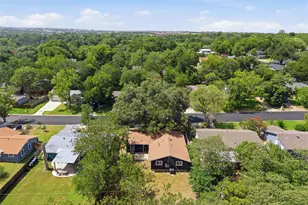 6807 La Salle Dr, Austin, TX 78723 - Photo 33