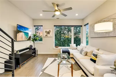 2002 E 7th Street #201, Austin, TX 78702 - Photo 7