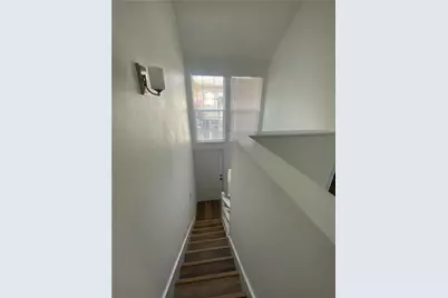 912 W 22 1/2 Street #J, Austin, TX 78705 - Photo 11