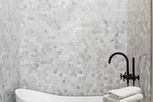 800 Embassy Dr, Austin, TX 78702 - Photo 15