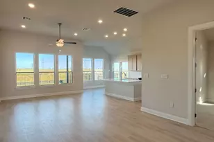 19705 Lucky Outlaw Ln, Pflugerville, TX 78660 - Photo 9