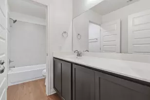 8001 Dampton Ln, Austin, TX 78744 - Photo 23