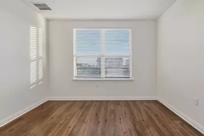 8001 Dampton Lane, Austin, TX 78744 - Photo 29