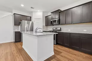 8001 Dampton Ln, Austin, TX 78744 - Photo 5