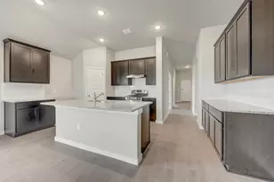 10116 Majestic Hawk Wy, Buda, TX 78610 - Photo 7
