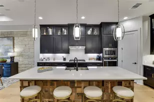 19617 Serenity Ln, Lago Vista, TX 78645 - Photo 11