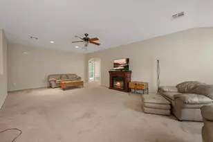 17813 Floribundas Ln, Elgin, TX 78621 - Photo 21