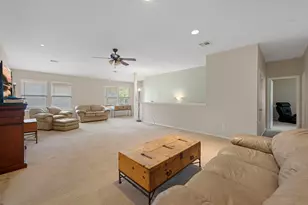 17813 Floribundas Ln, Elgin, TX 78621 - Photo 17