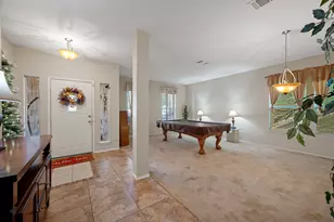 17813 Floribundas Ln, Elgin, TX 78621 - Photo 11
