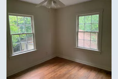 1604 Water Street, Bastrop, TX 78602 - Photo 9