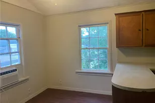 1604 Water St, Bastrop, TX 78602 - Photo 7