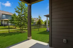 610 Terrier Trl, Austin, TX 78745 - Photo 25