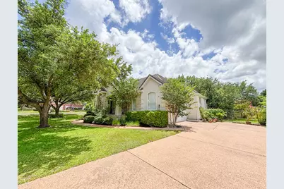 31 Lost Meadow Trail, The Hills, TX 78738 - Photo 35
