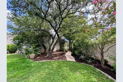 31 Lost Meadow Trail, The Hills, TX 78738 - Photo 3