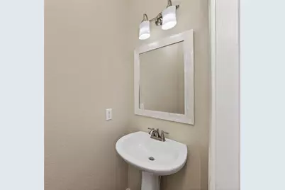 125 Hometown Parkway, Kyle, TX 78640 - Photo 17