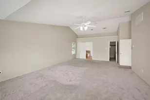 125 Hometown Pkwy, Kyle, TX 78640 - Photo 25