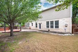 125 Hometown Pkwy, Kyle, TX 78640 - Photo 39