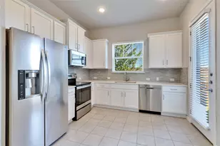 1015 Vista View Dr, Georgetown, TX 78626 - Photo 3