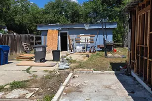 2427 Clara Ln, San Antonio, TX 78213 - Photo 11