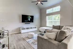 8528 Inca Dove Drive, Austin, TX 78729 - Photo 9