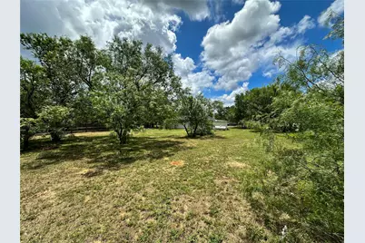 138 San Jacinto Street, Bastrop, TX 78602 - Photo 25