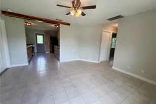 138 San Jacinto St, Bastrop, TX 78602 - Photo 7