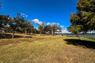 138 San Jacinto St, Bastrop, TX 78602 - Photo 33