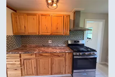 138 San Jacinto Street, Bastrop, TX 78602 - Photo 9