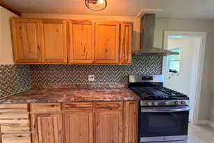 138 San Jacinto St, Bastrop, TX 78602 - Photo 9
