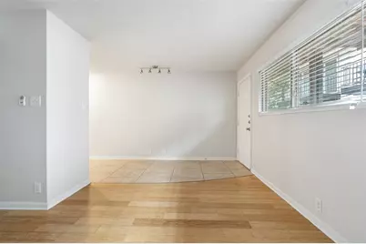 2404 Longview Street #105, Austin, TX 78705 - Photo 9