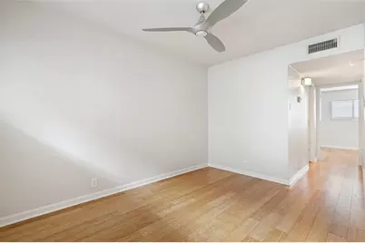 2404 Longview Street #105, Austin, TX 78705 - Photo 17