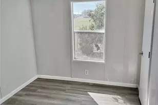 954 Phillip Ln, Liberty Hill, TX 78642 - Photo 7