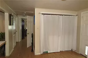 1310 S Pine St, Georgetown, TX 78626 - Photo 7