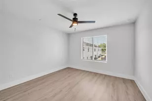 9317 Curious Squirrel St, Austin, TX 78744 - Photo 17