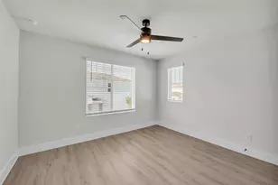 9317 Curious Squirrel St, Austin, TX 78744 - Photo 19