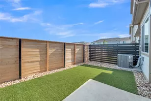 9317 Curious Squirrel St, Austin, TX 78744 - Photo 7