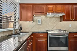 12910 Meehan Dr, Austin, TX 78727 - Photo 9