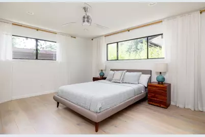 2212 East Side Drive, Austin, TX 78704 - Photo 17