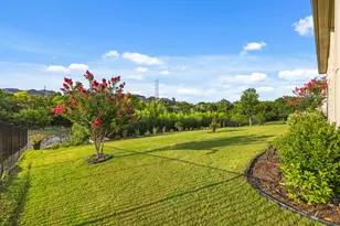 270 Baldovino Skyway, Lakeway, TX 78738 - Photo 27