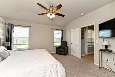 112 Groves Lane, Hutto, TX 78634 - Photo 17