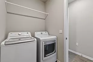 105 Harborside Dr, San Marcos, TX 78666 - Photo 23