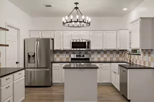 3928 Tapado Canyon Trail, Round Rock, TX 78681 - Photo 17