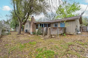 8911 Little Walnut Pkwy, Austin, TX 78758 - Photo 23