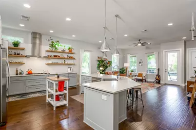 2113 Glendale Place, Austin, TX 78704 - Photo 9