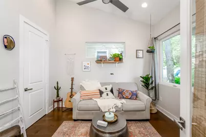 2113 Glendale Place, Austin, TX 78704 - Photo 17
