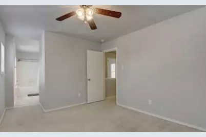 13604 Coomes Drive, Del Valle, TX 78617 - Photo 15