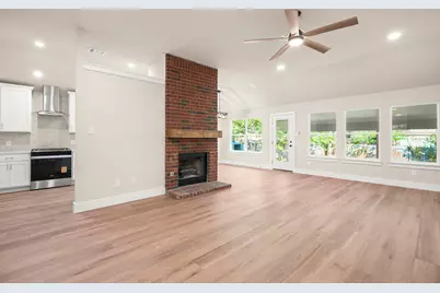 8802 Ampezo Trail, Austin, TX 78749 - Photo 7
