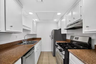 1800 Lavaca Street #512, Austin, TX 78701 - Photo 15