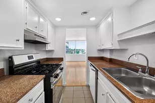 1800 Lavaca St, Austin, TX 78701 - Photo 17