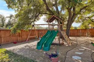 257 Axis Loop, Georgetown, TX 78628 - Photo 3